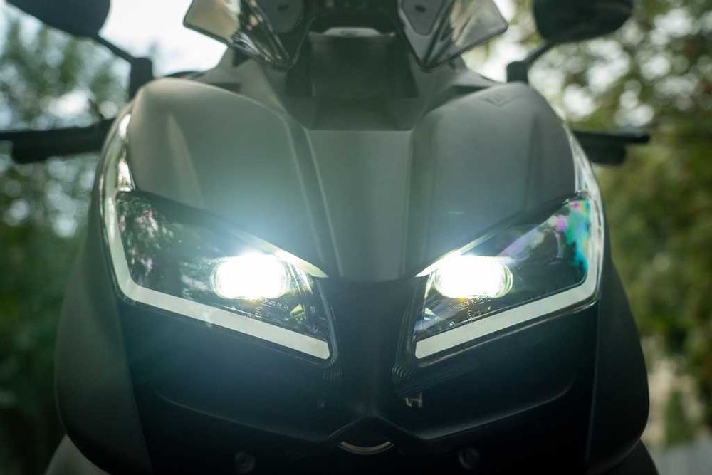 Scuter ABS + TCS Zontes D125, 15 CP cel mai puternic, Rate ! Permis B.