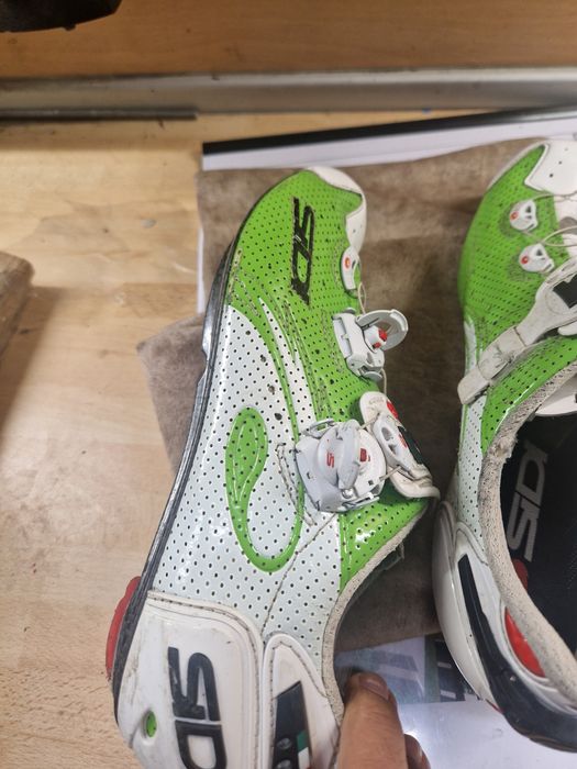 Карбонови шпайкове sidi wire vent 44