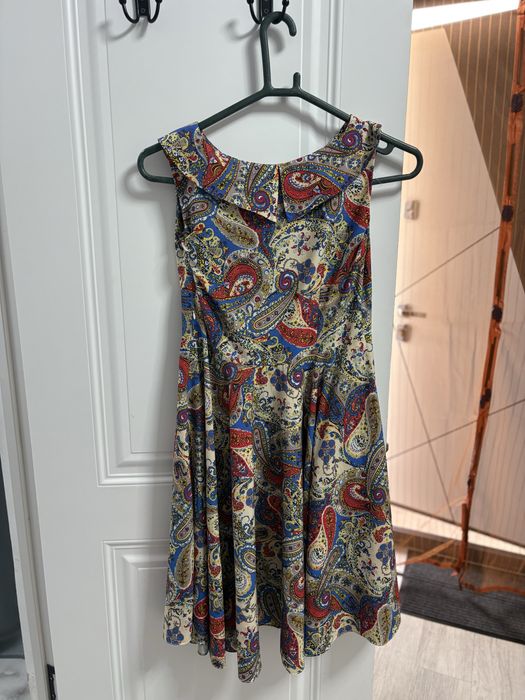 Платья по 5000 тг,