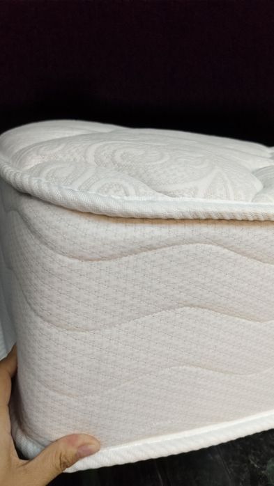 Матрас ортопедический 200х180.3 шт