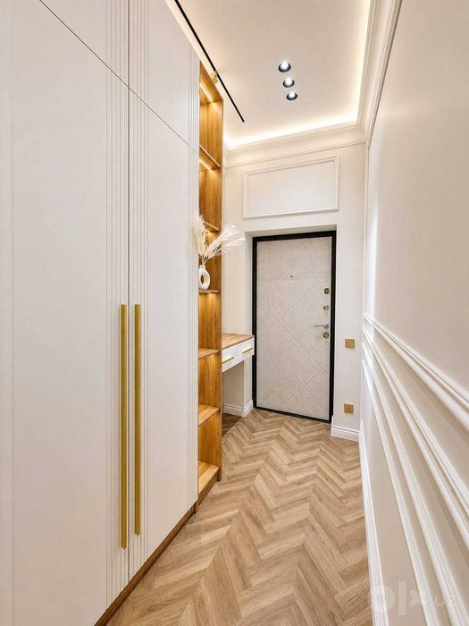 ул.Махтумкули ЖК Poytaxt Residence 4-комн 7/10 101 м² 2 с/у евроремонт