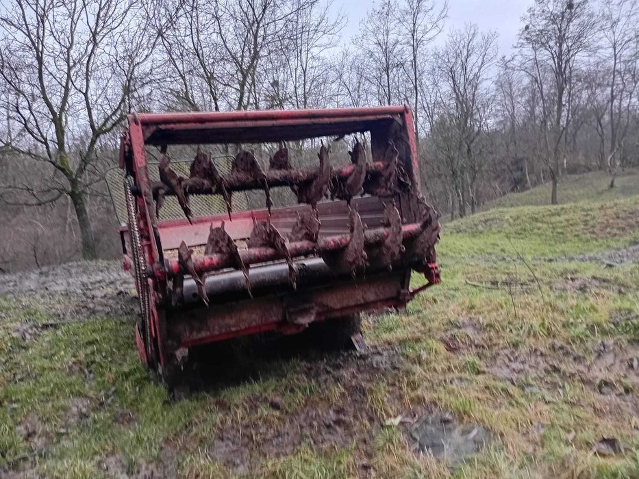 Vand mig de gunoi si cupa tirant tractor