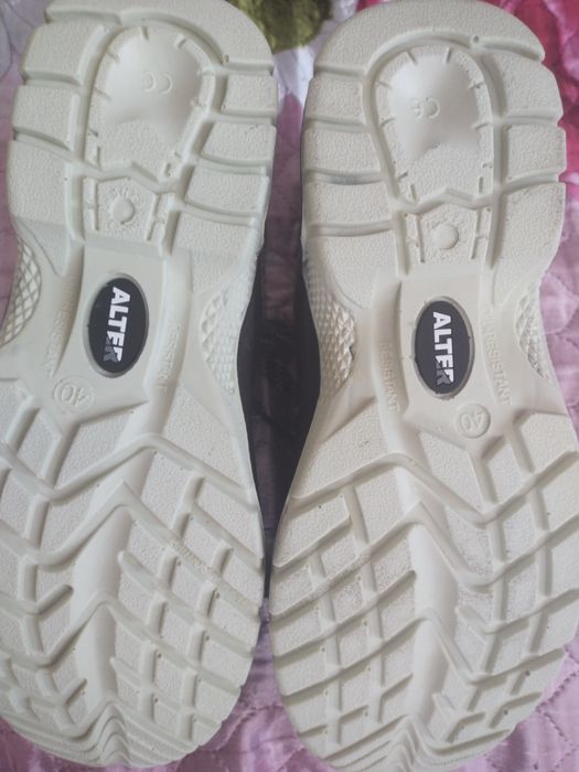 Продам спецодежду совершенно новая