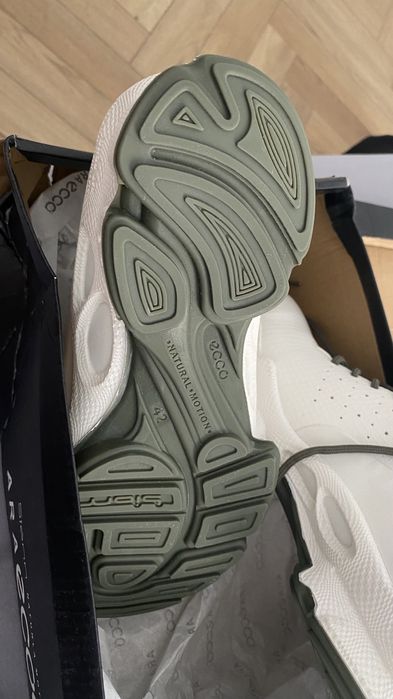 Кроссовки ECCO новые