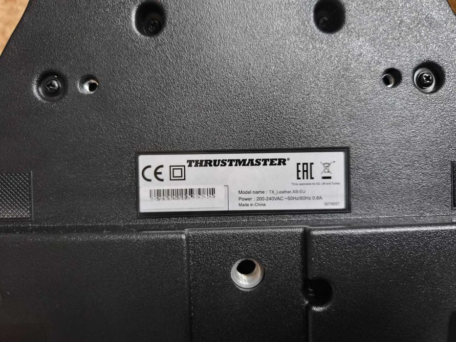 Пълен sim racing комплект на Thrustmaster