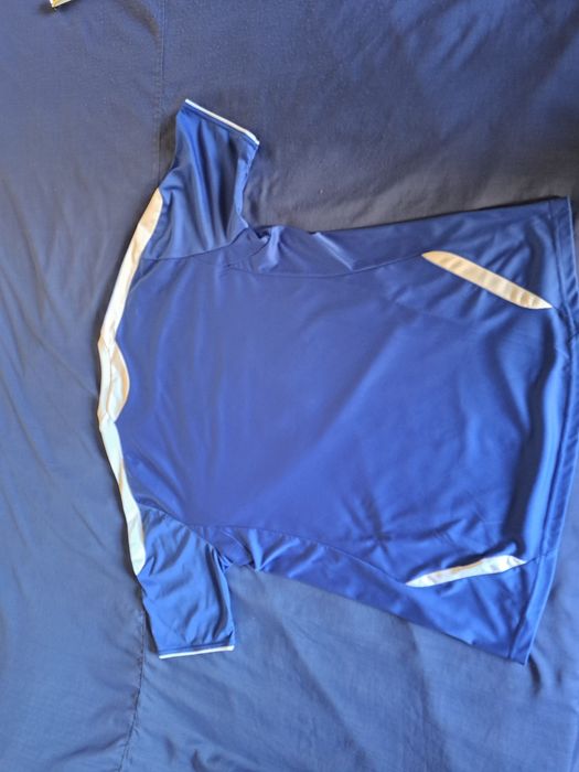 Спортни екипи на Ливърпул и Челси