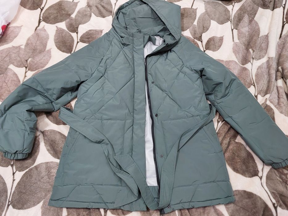 Продам куртку, состояние новой