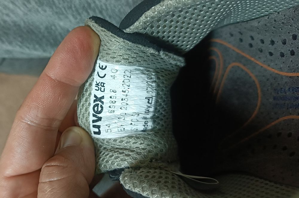 Uvex de lucru noi  mărimea 40