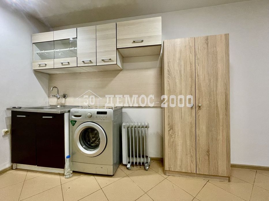 Продава се Офис в Варна, Погреби - 30 кв.м за 1667 €/кв.м - Снимка #2