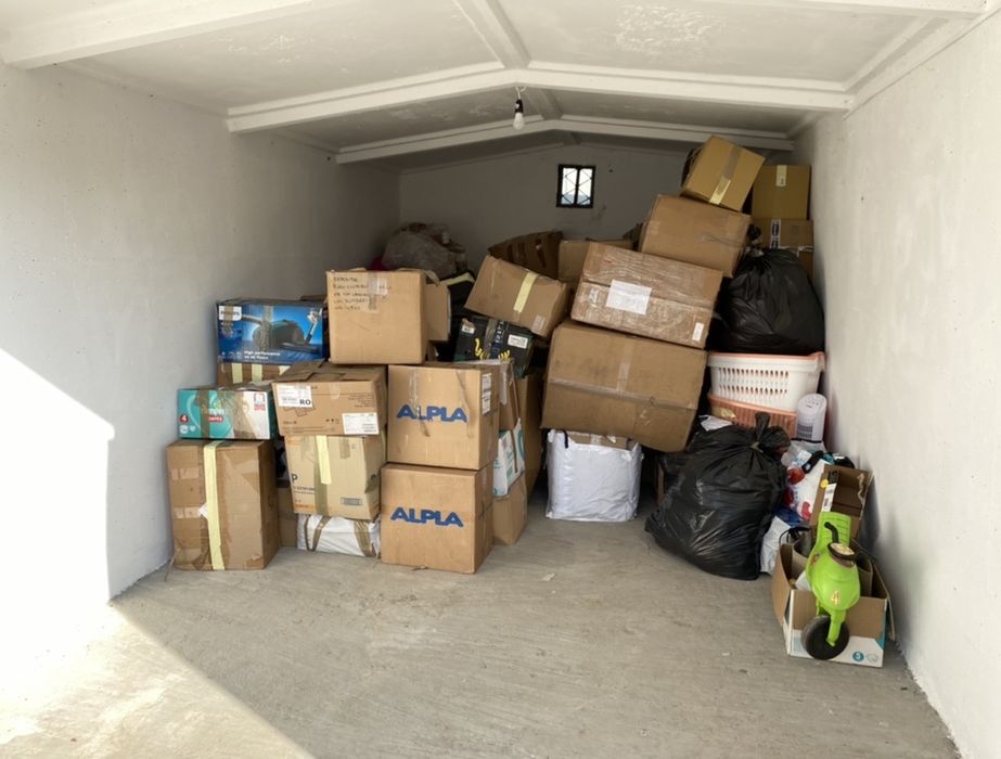 Ofer spatiu de inchiriat pentru depozitare