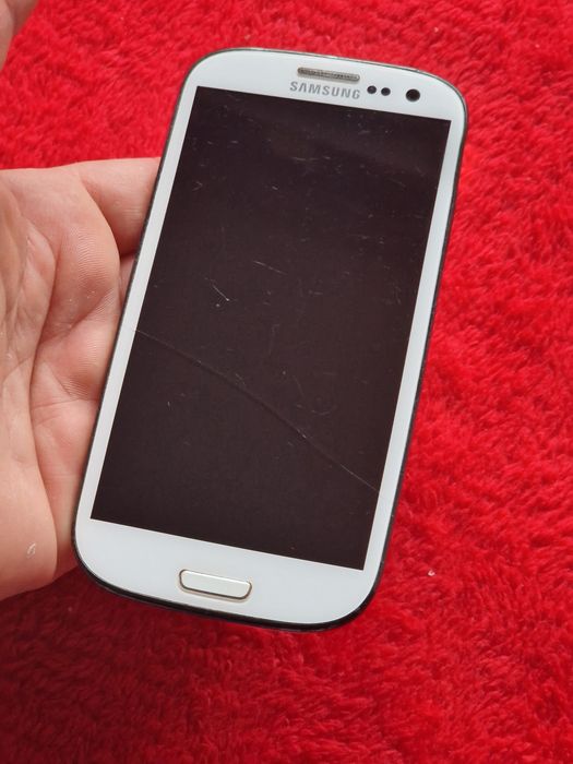 Telefon cu touchscreen funcțional