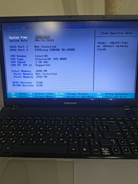 Лаптоп samsung np300e5x