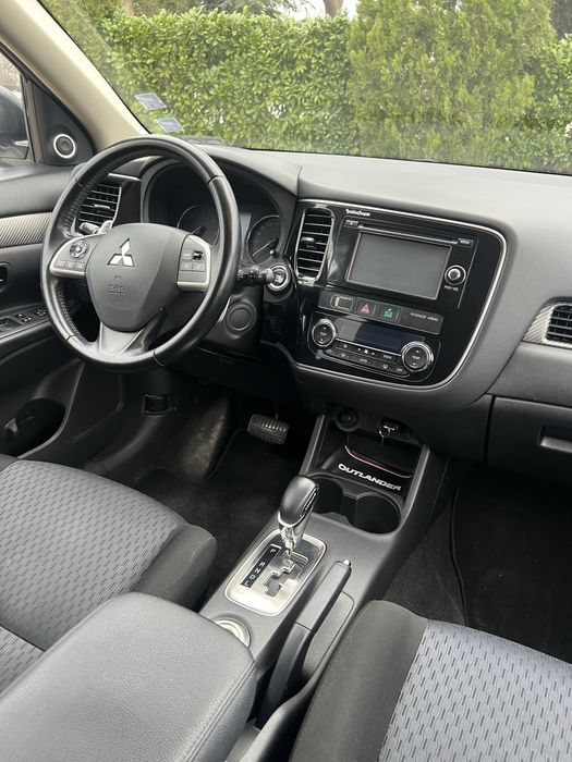 Mitsubishi Outlander 2.2 DI-D (150 HP) 4WD AUTOMATIC