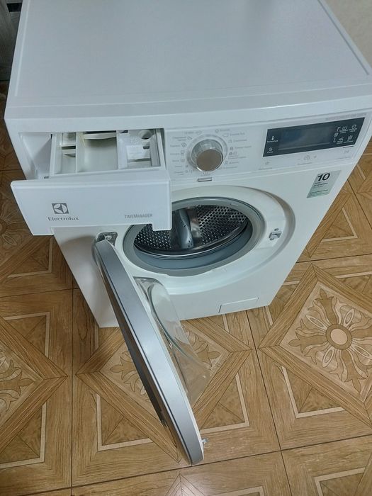 Продам стиральную машинку