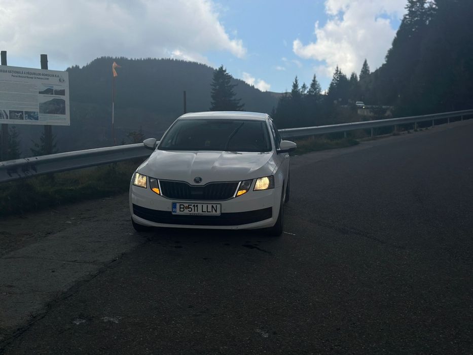 SKODA Octavia 2018 — imagine 5