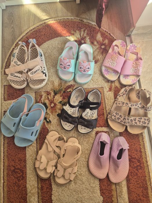 Lot sandale si slapi fete 27-28