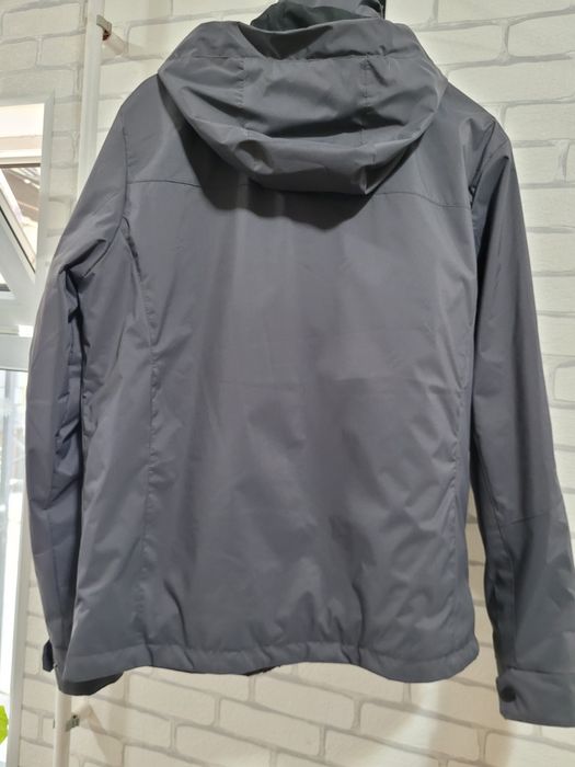 Демисезонная куртка