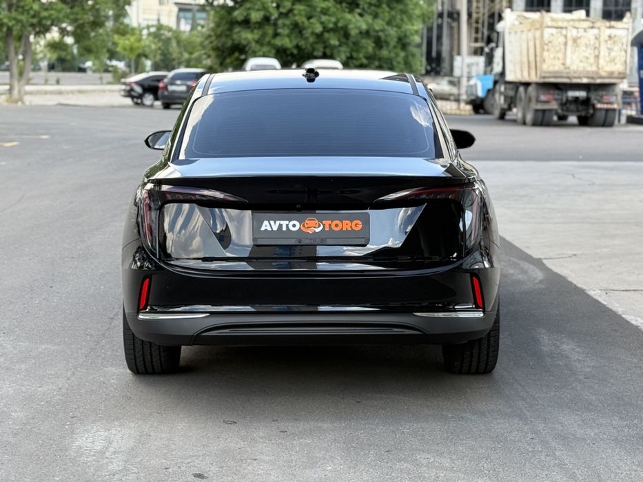 Honghi E-QM 5 505km