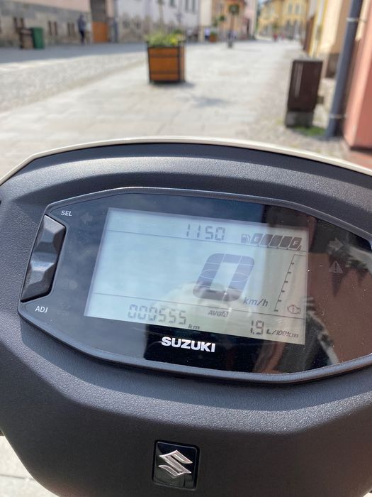 Scooter suzuki address 125 2026 se conduce cu B