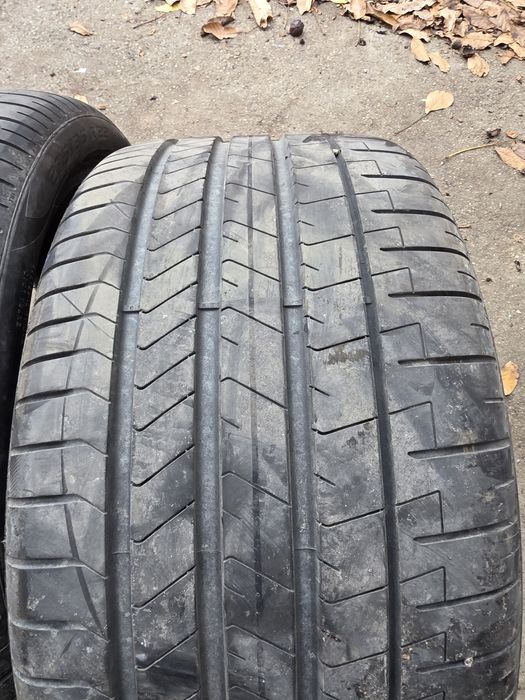 Pirelli  275.35.22 и 315.30.22