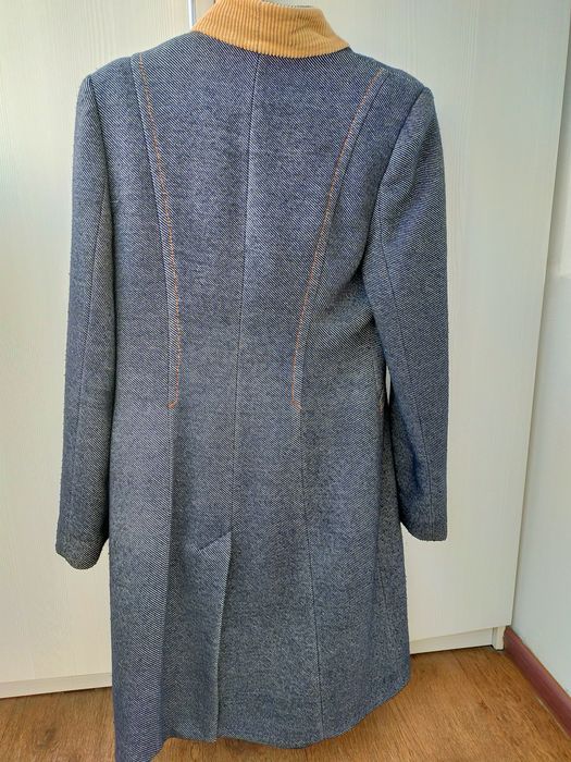 Зимний пуховик ,верблюда.