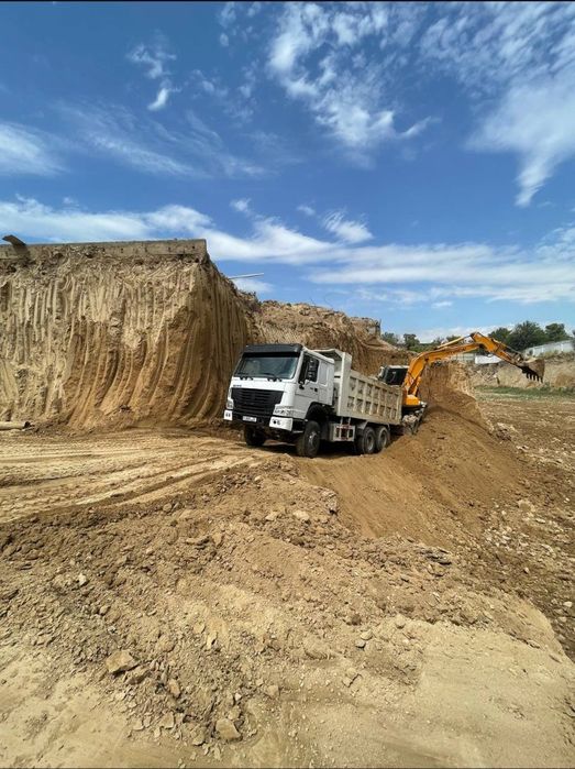 Услуги экскаваторов и самосвалов доставка клинит щебень песок булыга