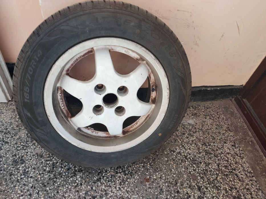 Гуми с джанти 14 цола