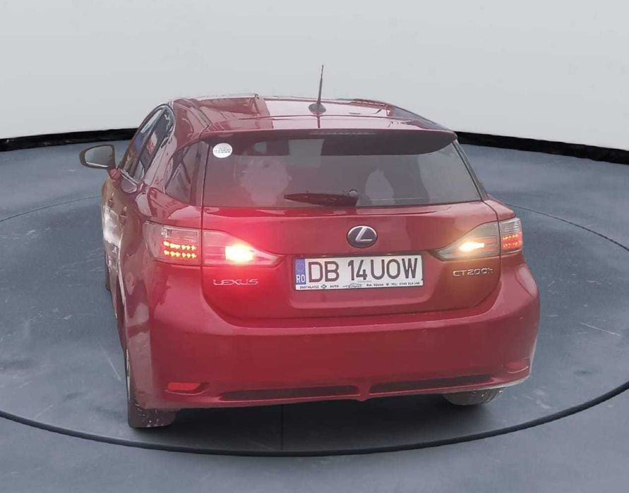 LEXUX CT 200h (proprietar)