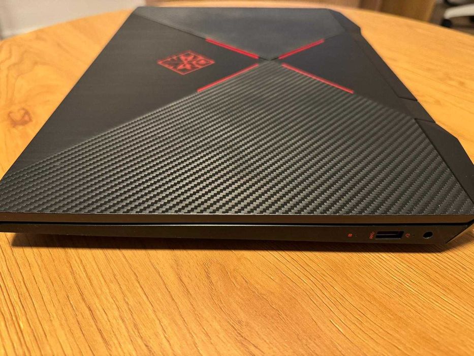 Laptop Gaming OMEN by HP 15-dc1036nq – Performanță excelentă