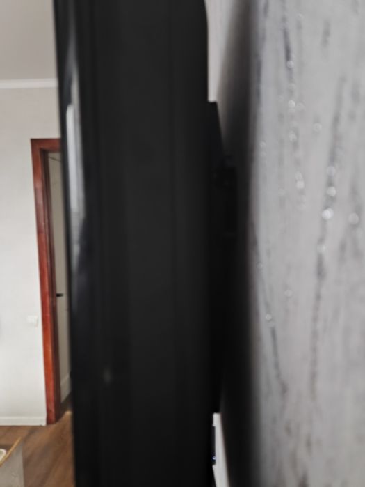 Телевизор LG продается