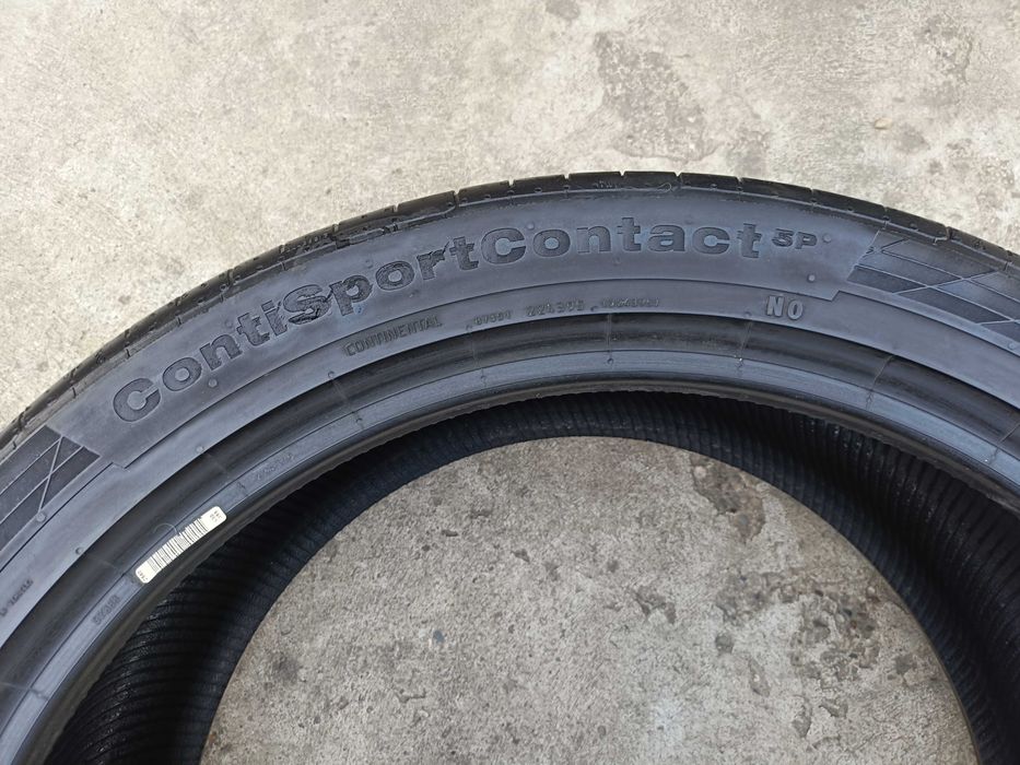 O anvelopa de vara 295 35 21 continental sportcontact 5 profil 7 mm