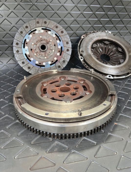 Set ambreiaj Ford Mazda 1.6d 2010-2015 Se ofera factura si garantie!