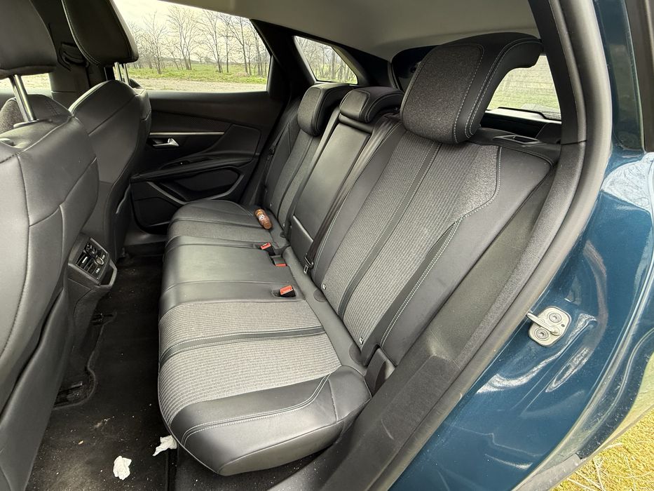 Peugeot 3008 1.5D 2022 НА ЧАСТИ ( пежо 2021 2023 ЗА ЧАСТИ )