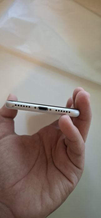 Iphone se 2(2020) на 128гб