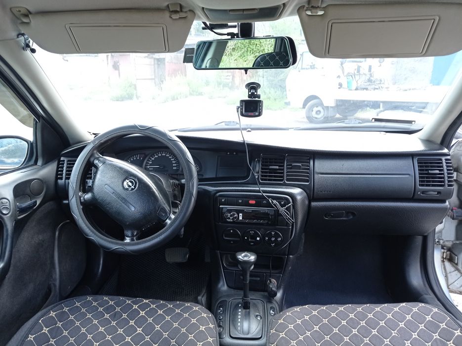 Продам Опель вектра б