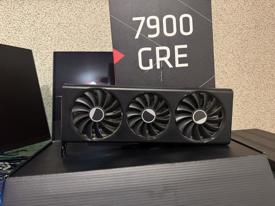 Placa Video AMD XFX RX 7900 GRE 16GB