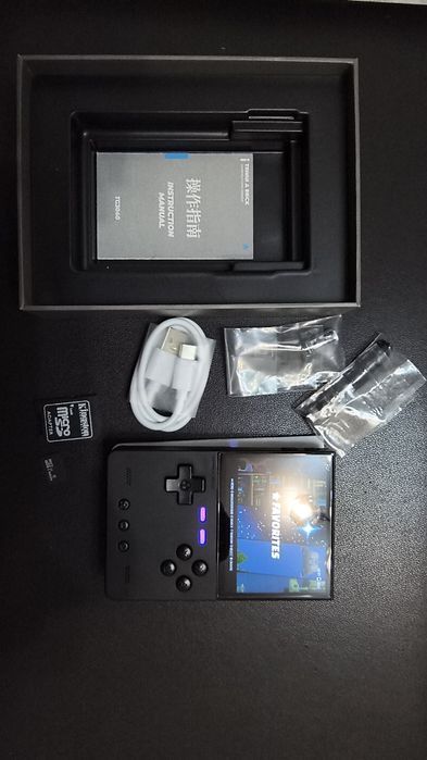 Trimui Brick + 128 Гб с Knulli OS