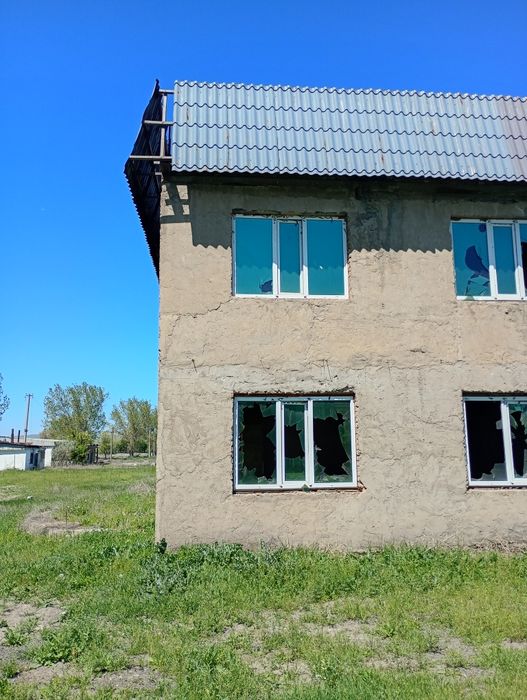 Гранит . Окна  продам