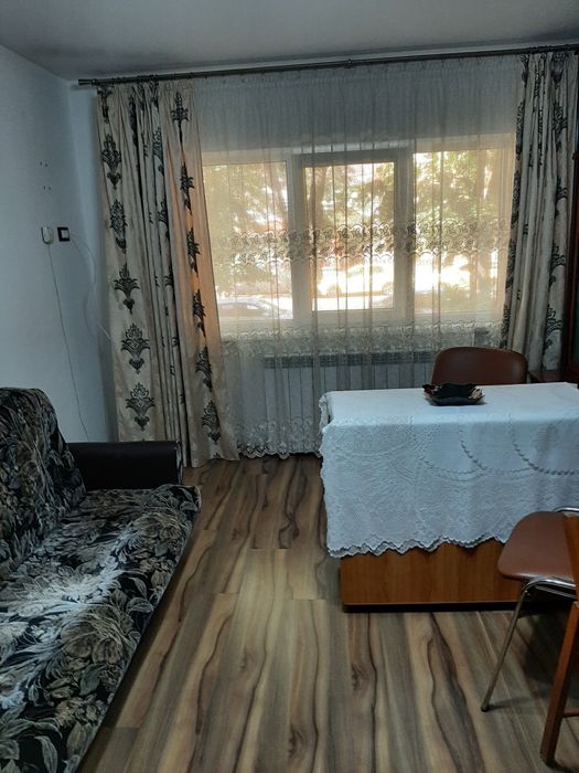 Apartament de închiriat cu doua camere zona Grivița