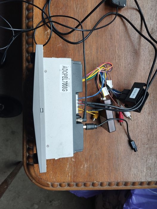 Навигация за Опел