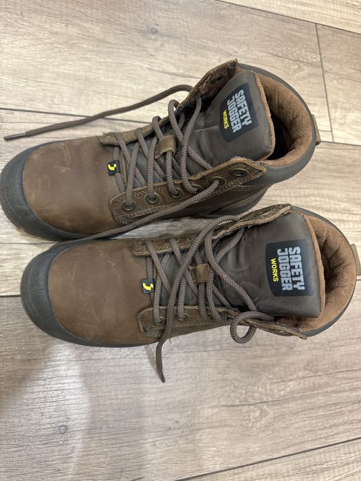 Продам спецобувь