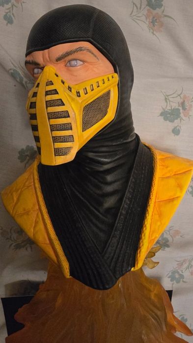 Figurina Diamond Select Mortal Kombat 11:Scorpion Legends Bust 25cm