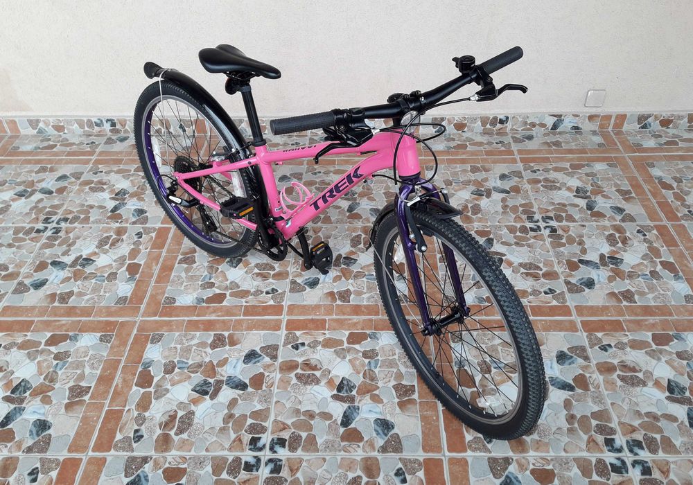 Bicicletă pentru copii Trek Wahoo 24’ MTB, 8 viteze ALUMINIU – roz/mov