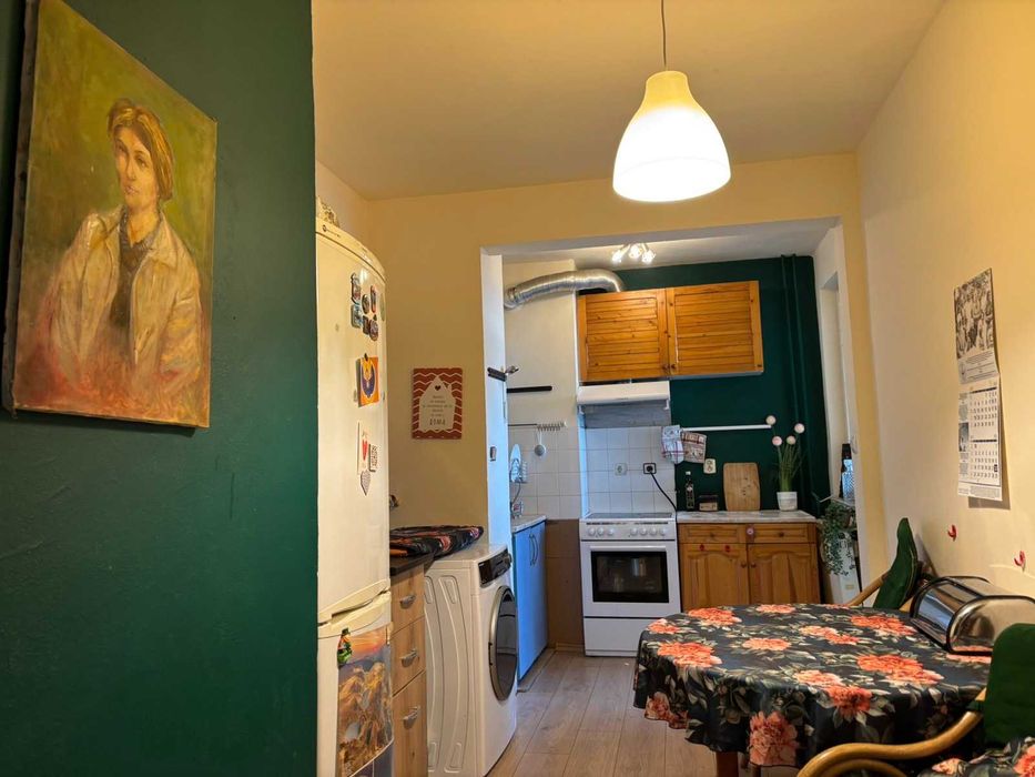 Продава се Тристаен апартамент в София, Люлин 3 - 87 кв.м за 2150 €/кв.м - Снимка #2