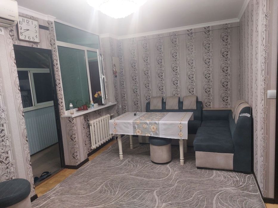 #127 Дружба народов продается квартира 2/9/9