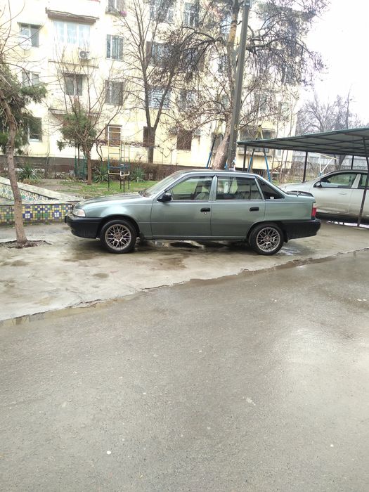 Продаётся авто Нексия 1