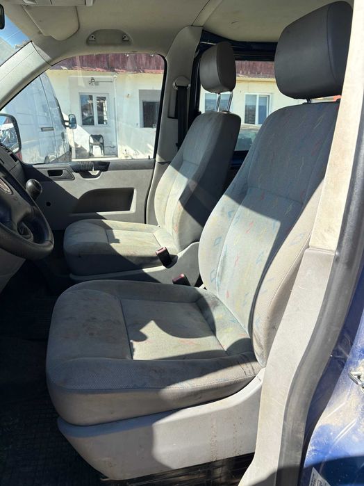 BANCHETA 3 locuri ,Scaun Volkswagen TRANSPORTER T5 BUS 8+1 2.5TDI 2007