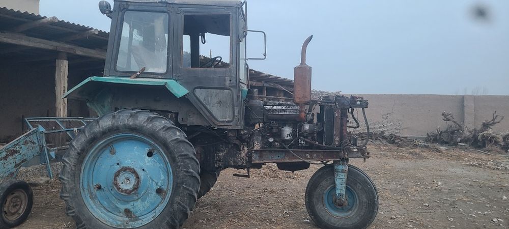 Mtz 80x belarus sotiladi