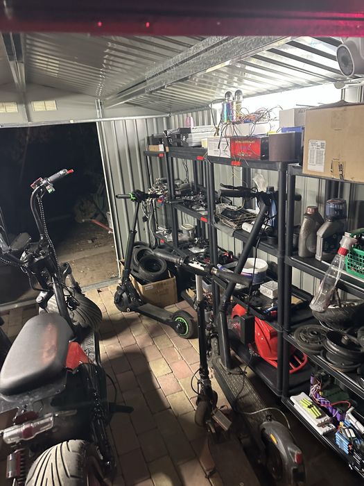 Reparatii trotinete scutere electrice baterii