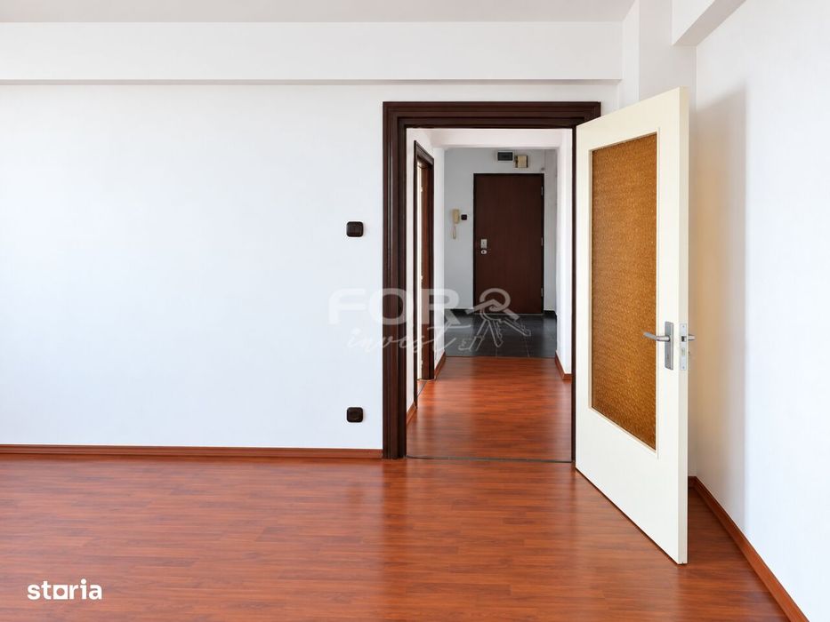 Apartament cu 4 camere decomandat, 92mp, 2 bai, Bulevardul Dimitrie